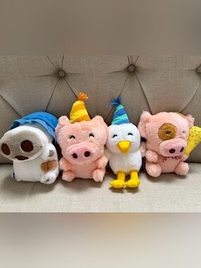 2001 McDonald’s Hong Kong McDull and Friends Plush Set